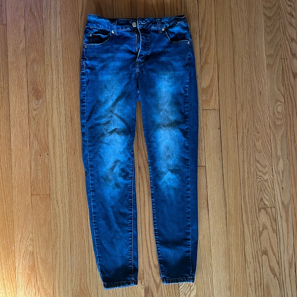 Tahari Dark Wash Skinny Jeans